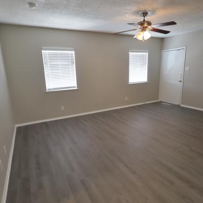 302 N Main St., Apt 43 (4)