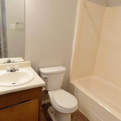725 B N. Bishop St. (4)